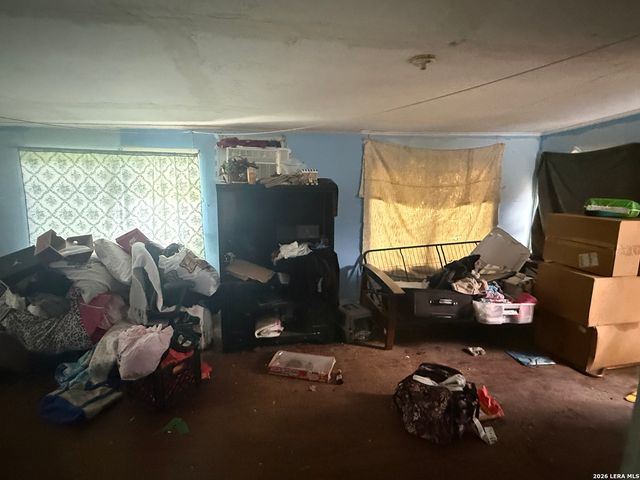4438 BUENA VISTA ST, San Antonio, TX 78237