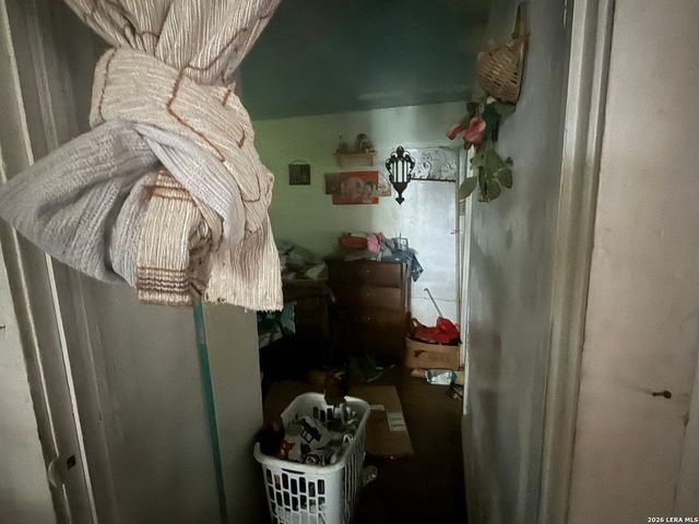 4438 BUENA VISTA ST, San Antonio, TX 78237