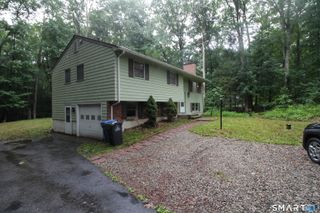194 Cedar Swamp Road, Mansfield, CT 06268