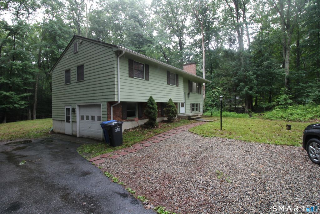 194 Cedar Swamp Road, Mansfield, CT 06268