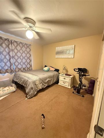 2300 SW 43RD STREET G5, Gainesville, FL 32607