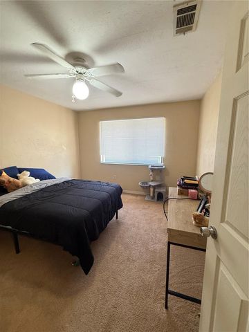2300 SW 43RD STREET G5, Gainesville, FL 32607