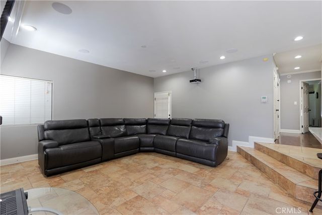 4826 Faculty Avenue, Long Beach, CA 90808