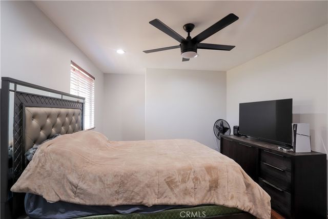 4826 Faculty Avenue, Long Beach, CA 90808