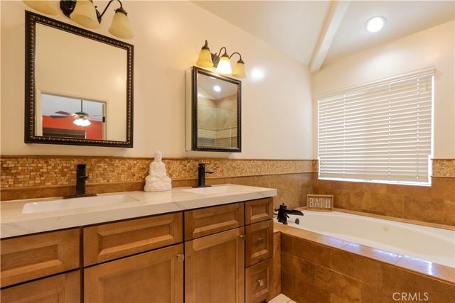 4826 Faculty Avenue, Long Beach, CA 90808