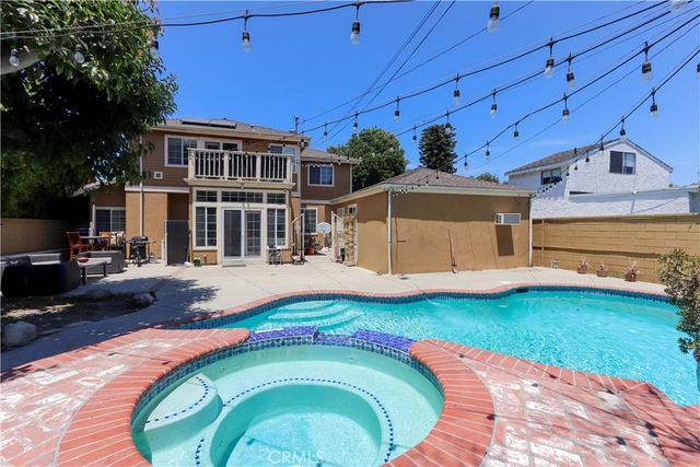 4826 Faculty Avenue, Long Beach, CA 90808