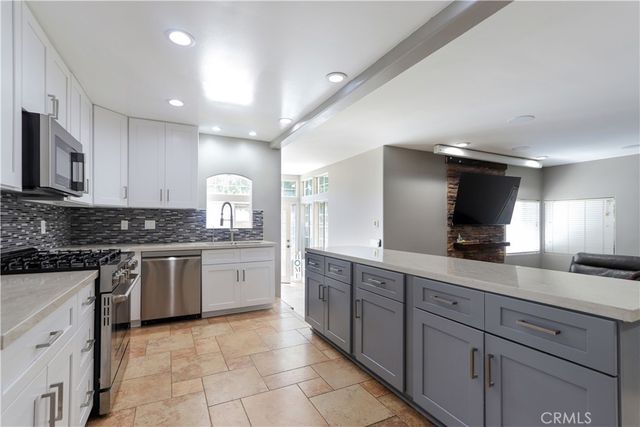 4826 Faculty Avenue, Long Beach, CA 90808