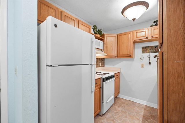 900 AVENUE Z SE A1, Winter Haven, FL 33880