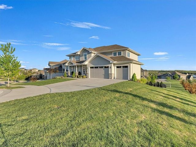 25477 W 114th Court, Olathe, KS 66061