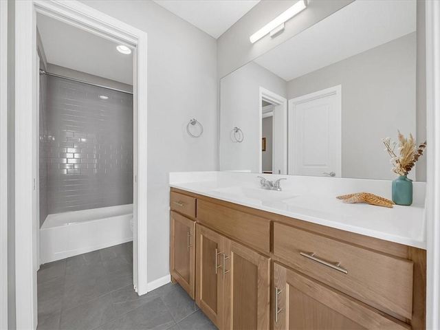25477 W 114th Court, Olathe, KS 66061