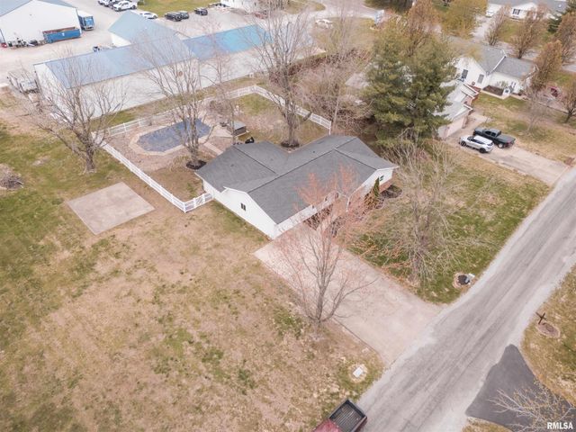 2901 Delora Lane, Herrin, IL 62948