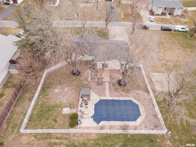 2901 Delora Lane, Herrin, IL 62948