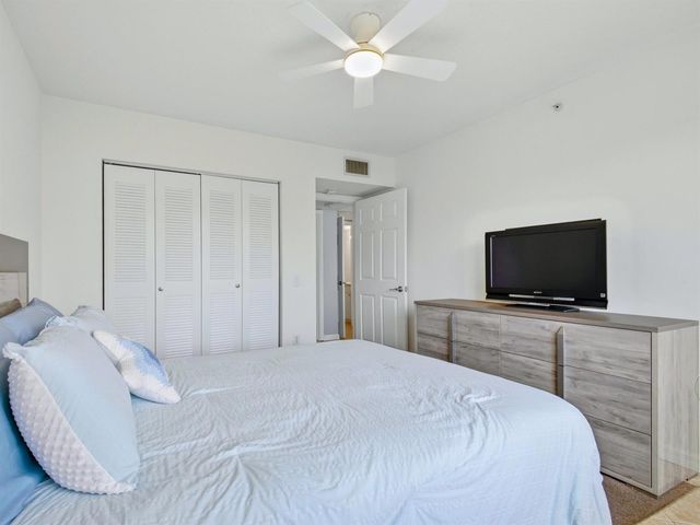 316 Villa Circle, Boynton Beach, FL 33435