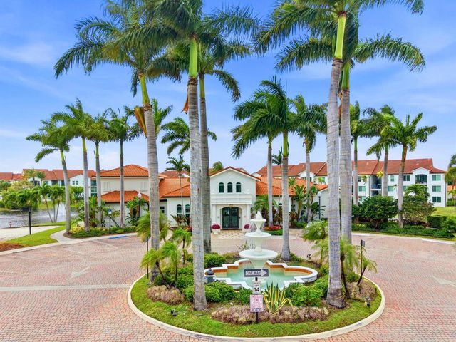 316 Villa Circle, Boynton Beach, FL 33435