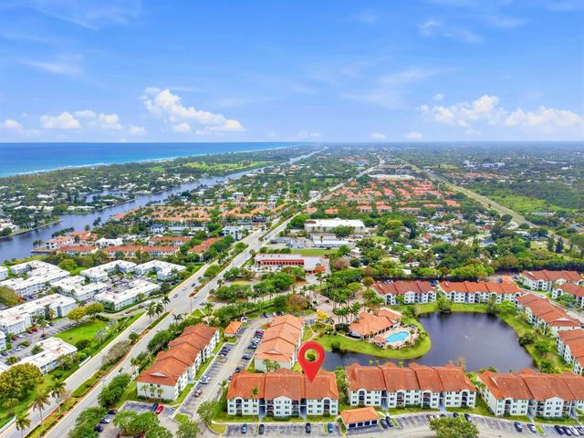316 Villa Circle, Boynton Beach, FL 33435