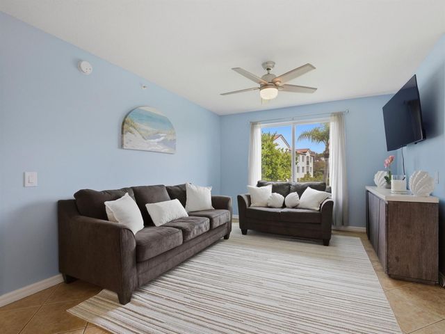 316 Villa Circle, Boynton Beach, FL 33435
