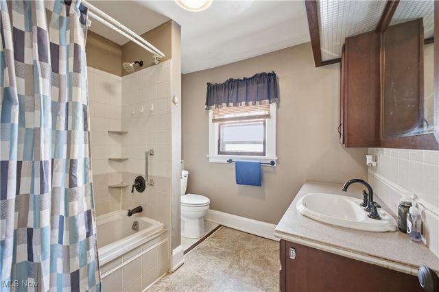 245 Highland Avenue, Salem, OH 44460