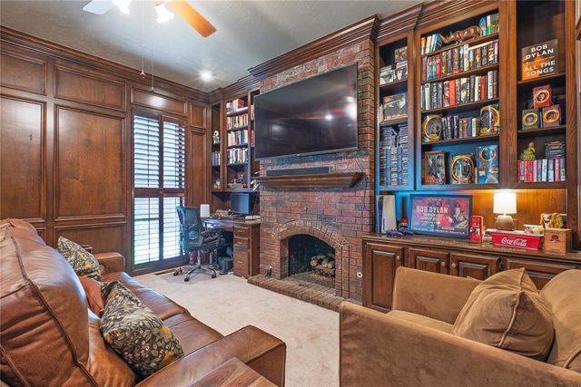 503 Lakeside Court, Shawnee, OK 74801