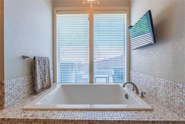 503 Lakeside Court, Shawnee, OK 74801