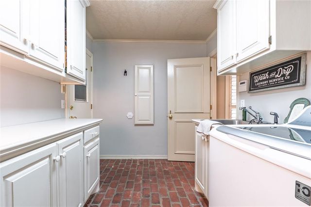 503 Lakeside Court, Shawnee, OK 74801