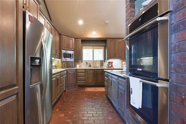 503 Lakeside Court, Shawnee, OK 74801