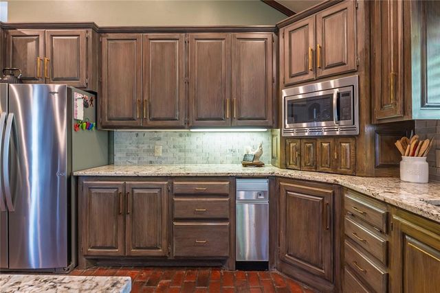 503 Lakeside Court, Shawnee, OK 74801