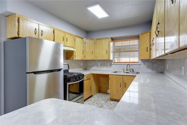 6402 Santos ST, Austin, TX 78741