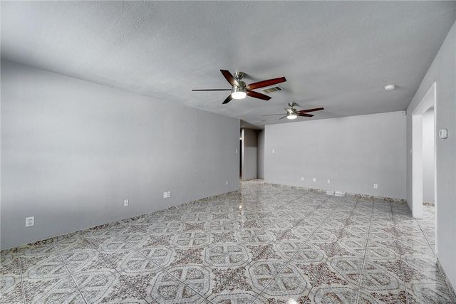 6402 Santos ST, Austin, TX 78741
