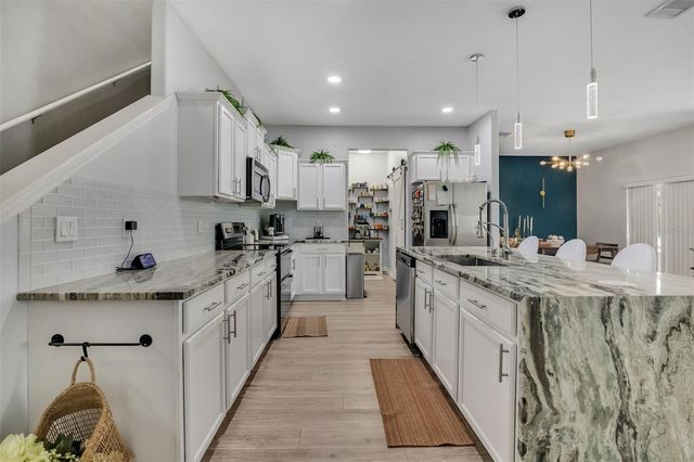 3518 RODRICK CIRCLE, Orlando, FL 32824