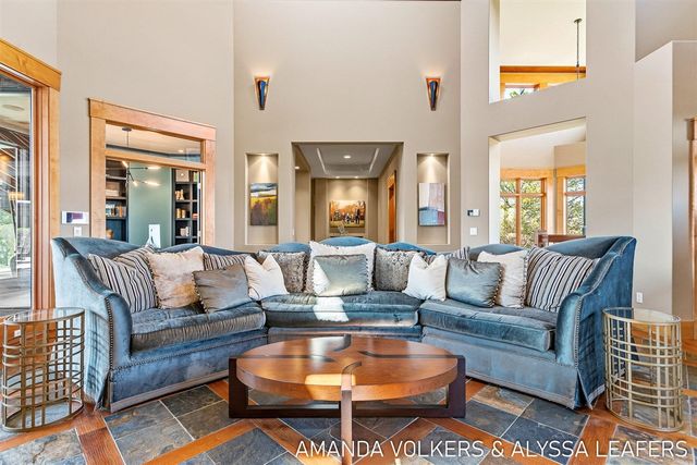 10306 Ivanrest Avenue, Byron Center, MI 49315