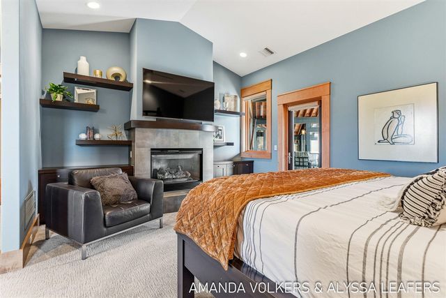 10306 Ivanrest Avenue, Byron Center, MI 49315