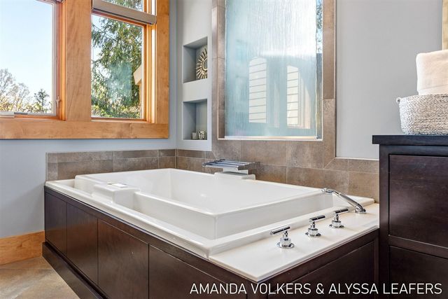 10306 Ivanrest Avenue, Byron Center, MI 49315