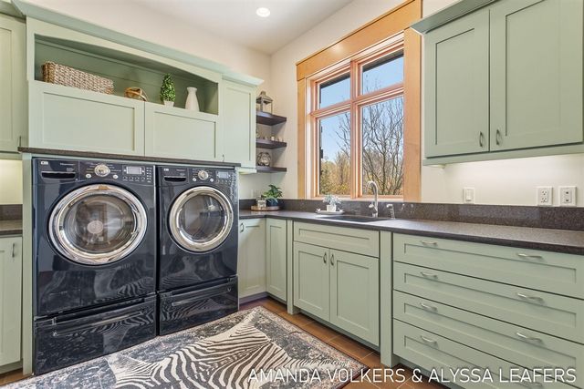 10306 Ivanrest Avenue, Byron Center, MI 49315