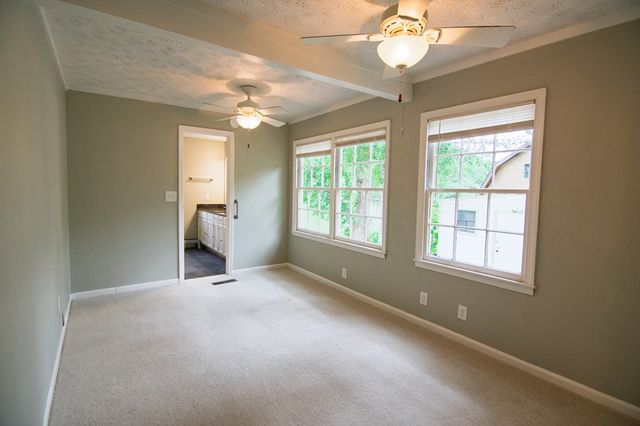 1671 West Pine Lake Drive, West Point, GA 31833