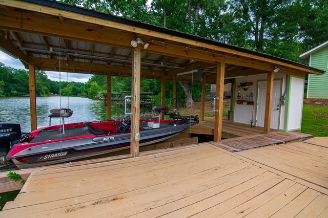 1671 West Pine Lake Drive, West Point, GA 31833