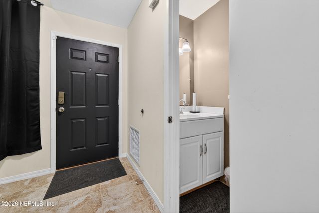 11726 TANAGER Drive, Jacksonville, FL 32225