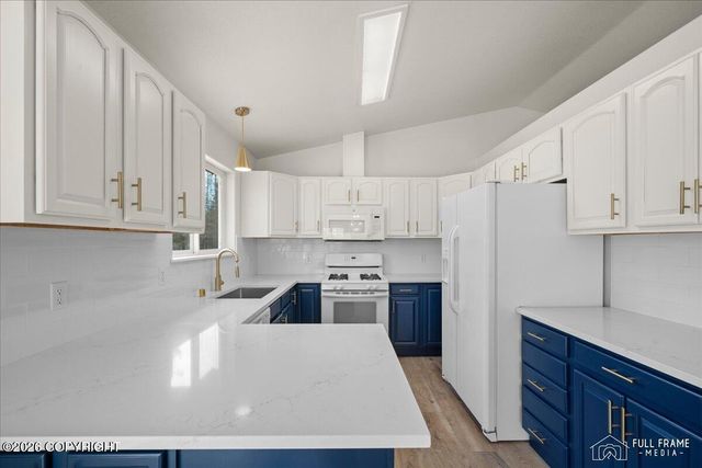 4299 N Wasilla Fishhook Road, Wasilla, AK 99654