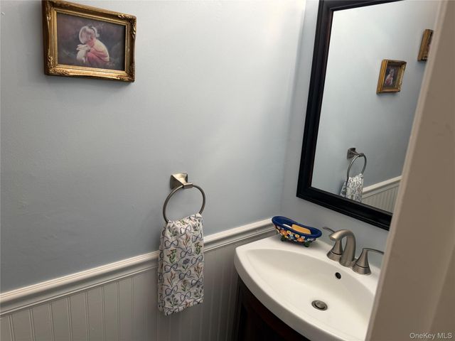 268 Maplewood Drive, South Salem, NY 10590