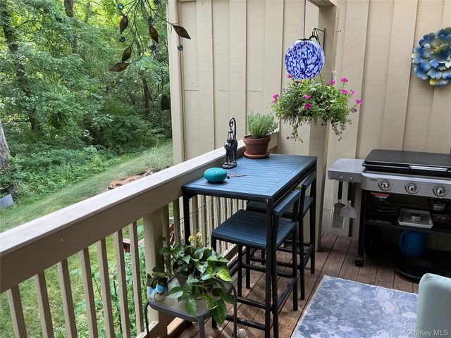 268 Maplewood Drive, South Salem, NY 10590