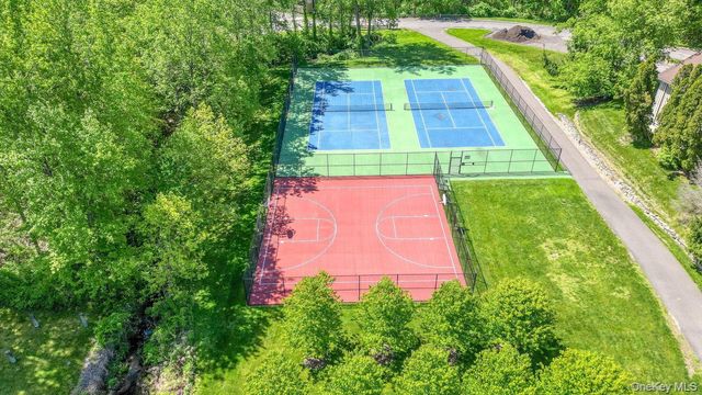 268 Maplewood Drive, South Salem, NY 10590
