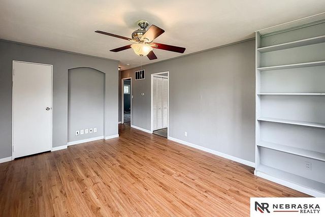 3319 S 40th Street, Omaha, NE 68105