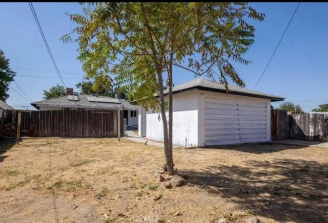 714 Wistaria Street, Bakersfield, CA 93308