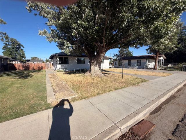 714 Wistaria Street, Bakersfield, CA 93308