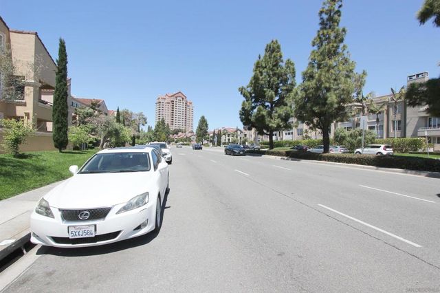 3967 Nobel 249, San Diego, CA 92122