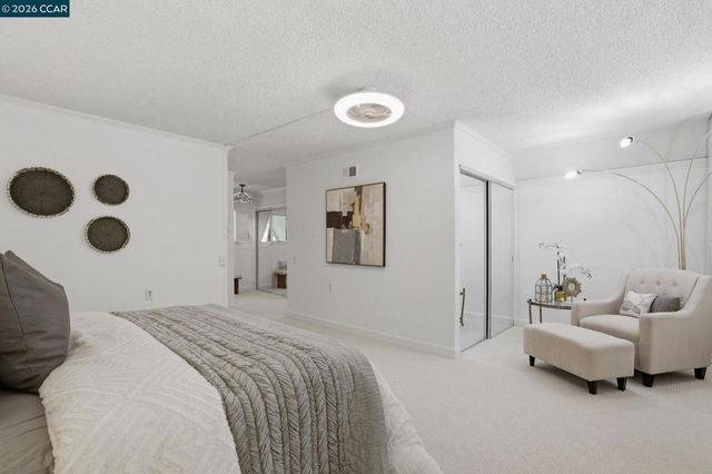 1252 Singingwood Ct. 3, Walnut Creek, CA 94595