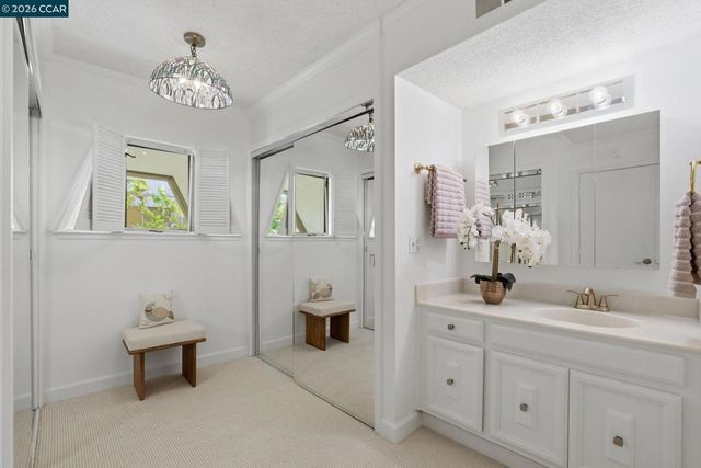 1252 Singingwood Ct. 3, Walnut Creek, CA 94595