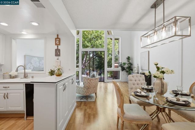 1252 Singingwood Ct. 3, Walnut Creek, CA 94595
