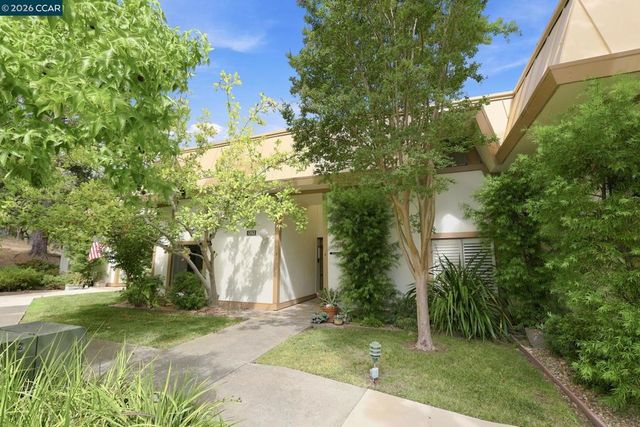 1252 Singingwood Ct. 3, Walnut Creek, CA 94595