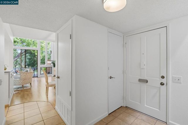 1252 Singingwood Ct. 3, Walnut Creek, CA 94595