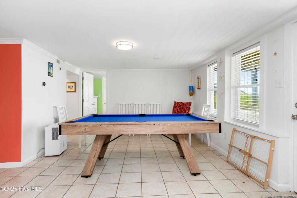 Image 27 of property listing at 101 Ocean Drive, Emerald Isle, NC 28594